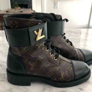 louis vuitton moto boots